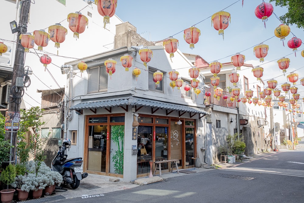 台南北區|厝咖啡|元和宮外的老屋京都感咖啡廳、單品手沖、銅鑼燒 - 第1張圖