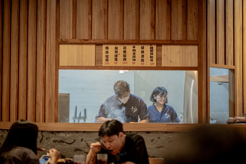 花蓮市區|上谷串燒|冰霜啤酒、豬串燒專門店、日式居酒屋聚餐首選 - 第3張圖