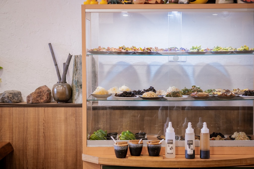 花蓮市區|再回首精緻牛/羊肉麵|經濟實惠湯頭好喝、料多味美、超推牛三寶乾拌麵 - 第5張圖